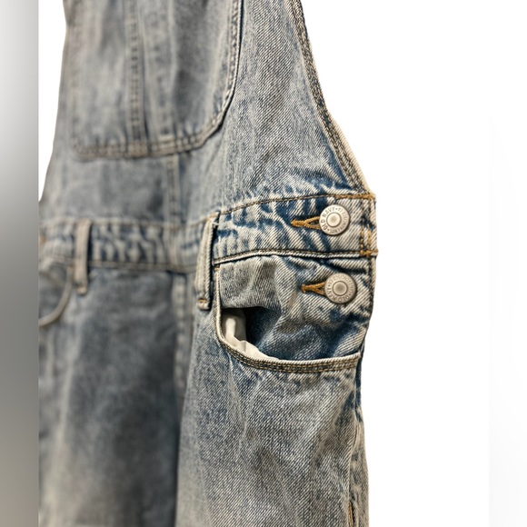 ✨SOLD✨ Old Navy Overalls Light Wash Skinny Girls Jeans XL 14-16 - Picture 3 of 9